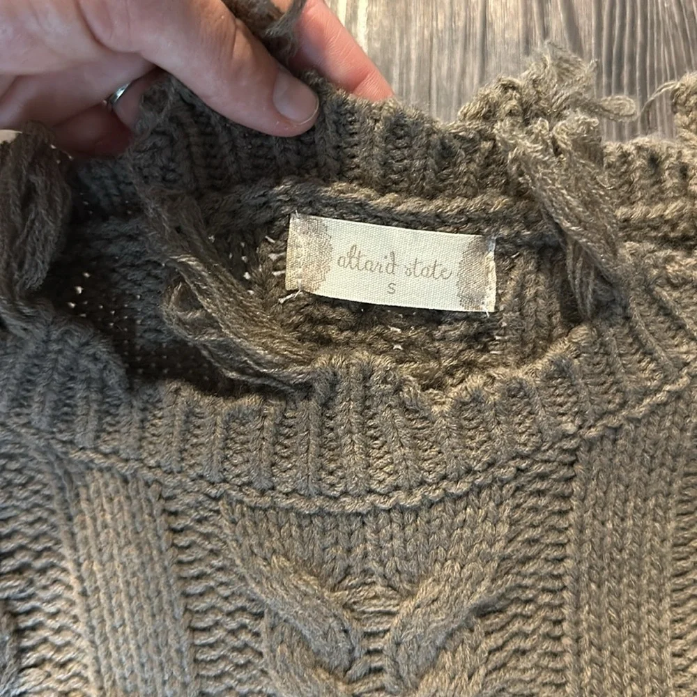 Brown Sweater - Picture 2 of 3